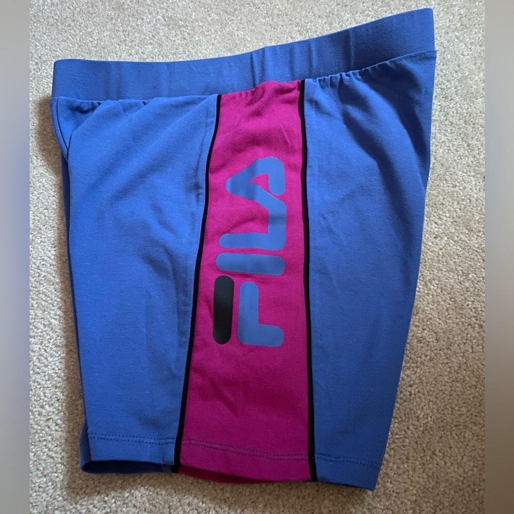 Fila Bikeshorts - Picture 3 of 4